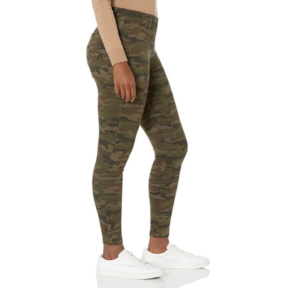 AMAZON ESSENTIALS Women’s Olive Camo Pull-On Knit Jegging Pants S Short - Picture 3 of 15